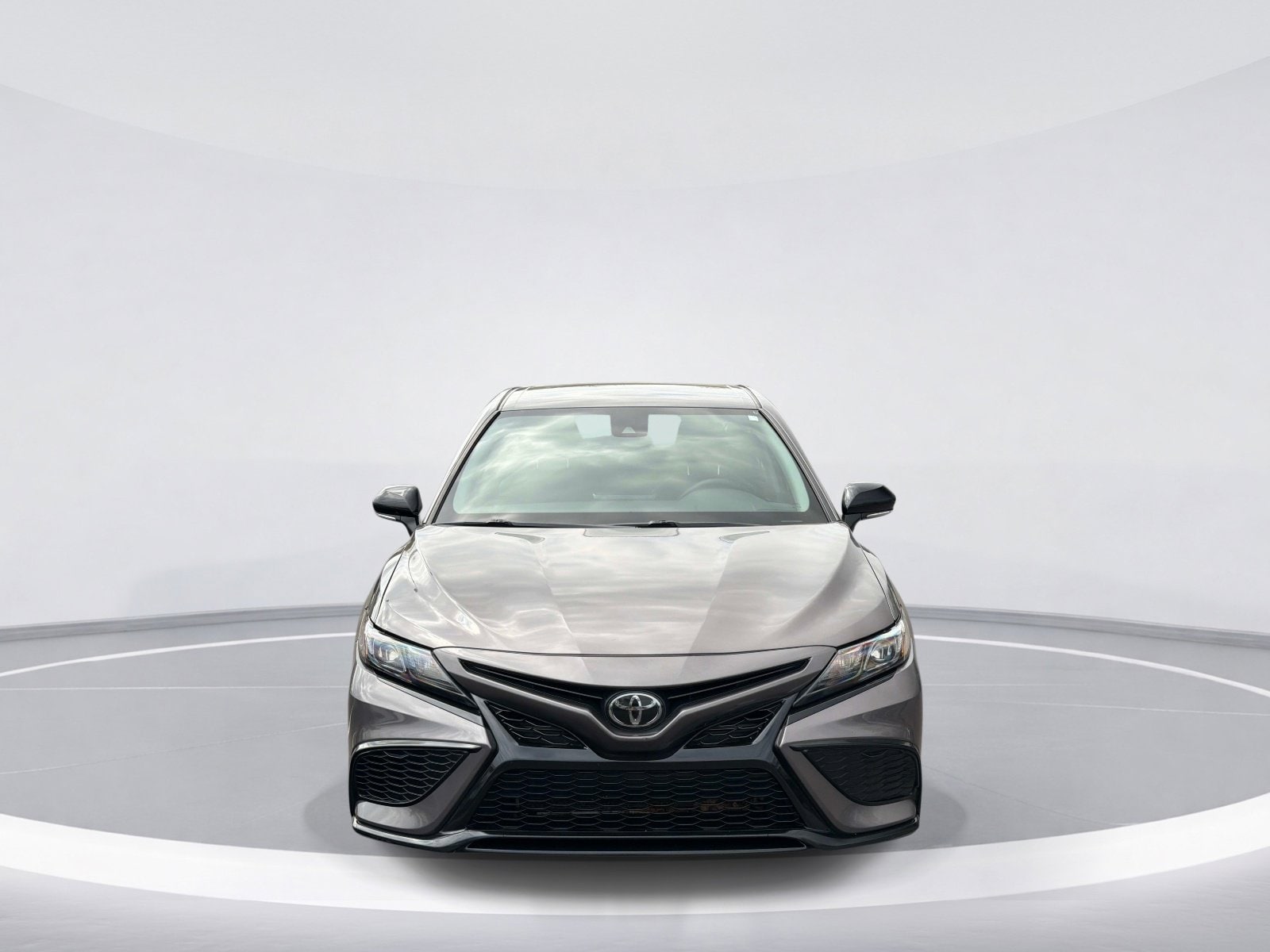 2023 Toyota Camry SE photo 2