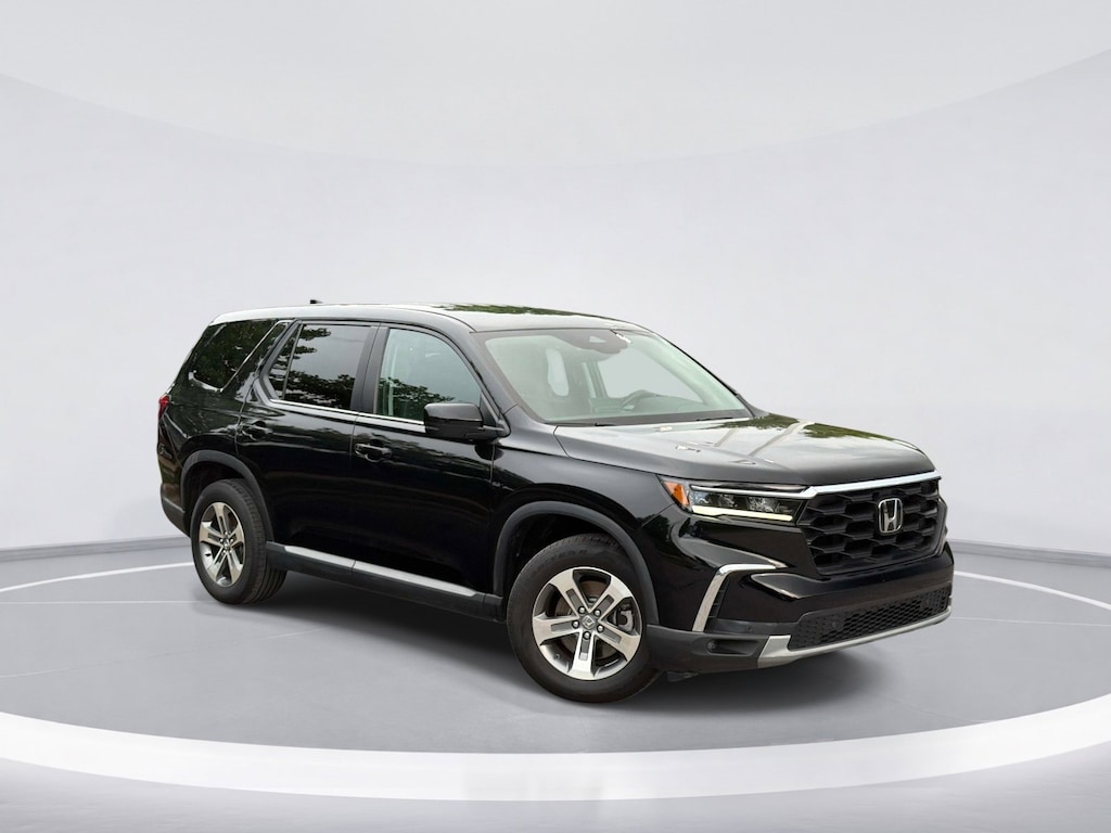 Certified 2023 Honda Pilot EX-L 8 Passenger SUV