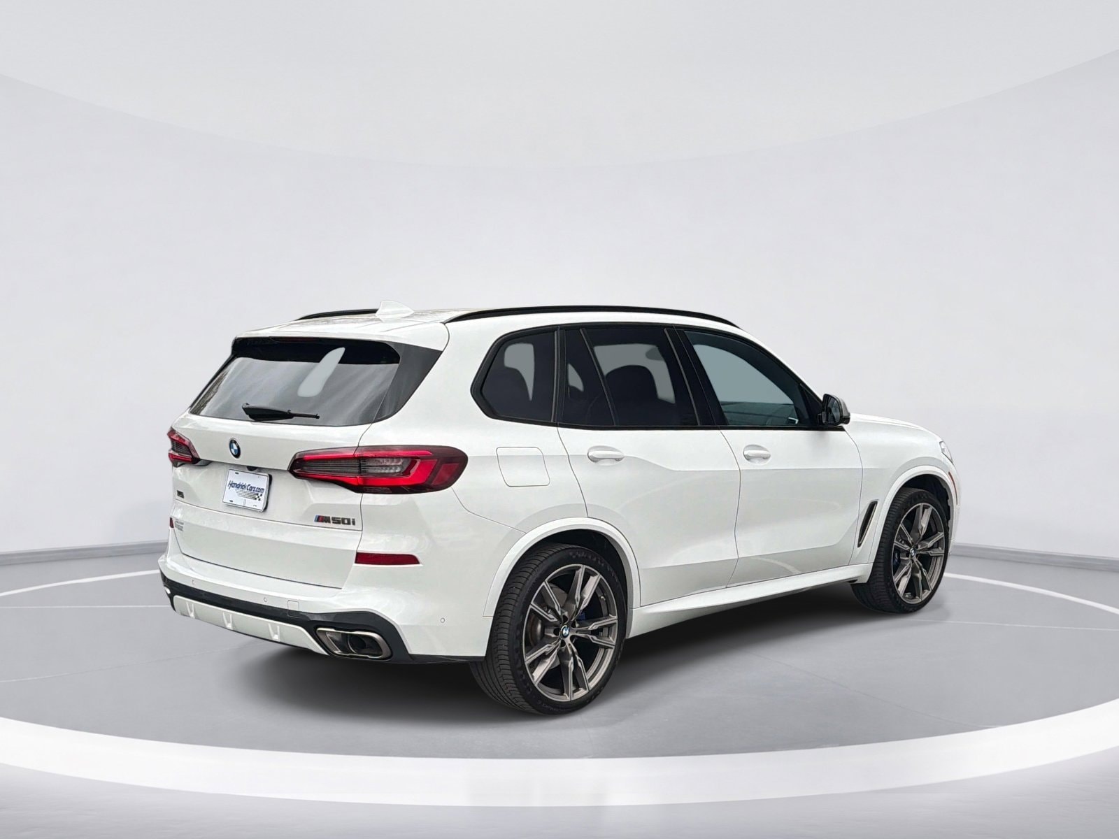 2023 BMW X5 M50i photo 3