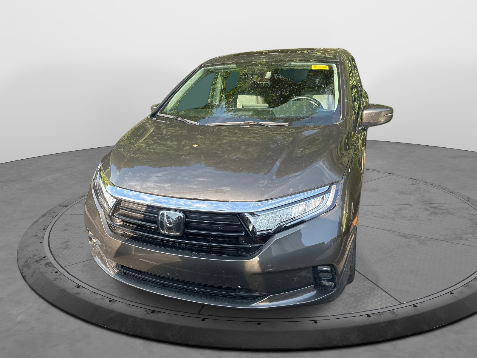 2023 Honda Odyssey Touring photo 3