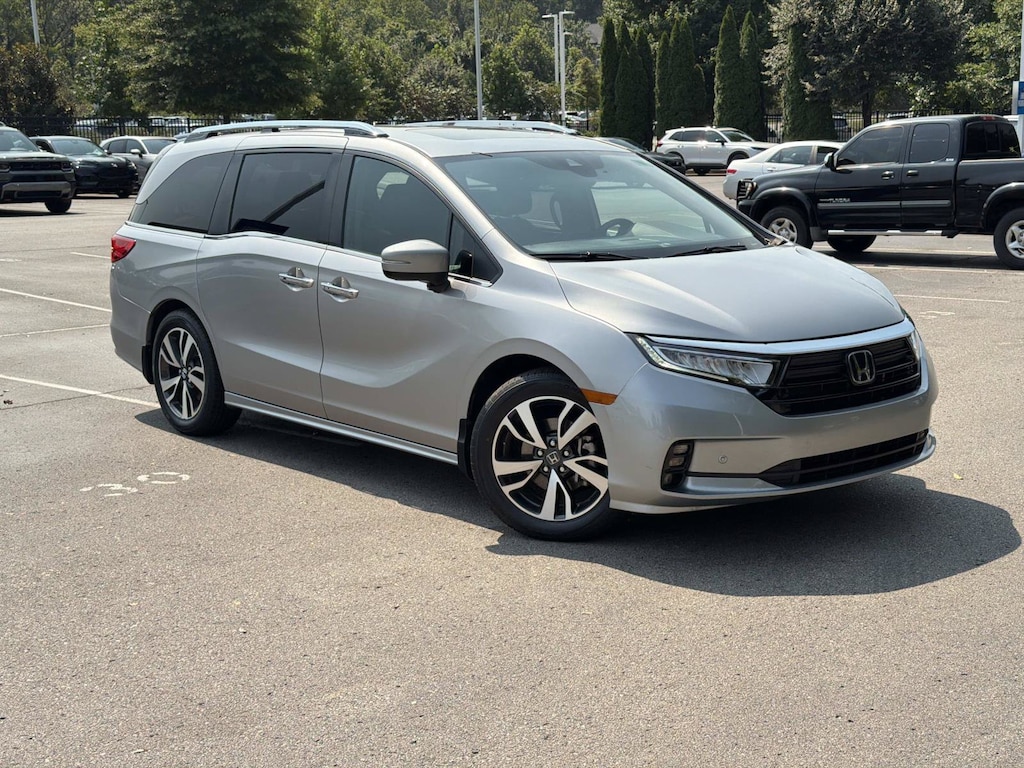 Certified 2021 Honda Odyssey Touring Minivan
