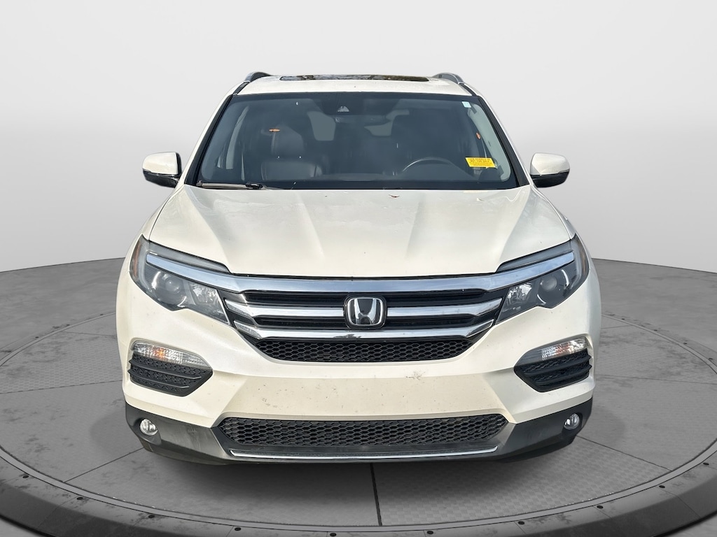 Certified 2018 Honda Pilot Touring SUV