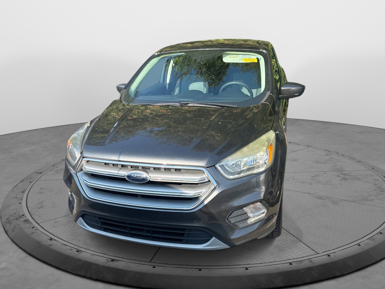 2017 Ford Escape SE photo 2