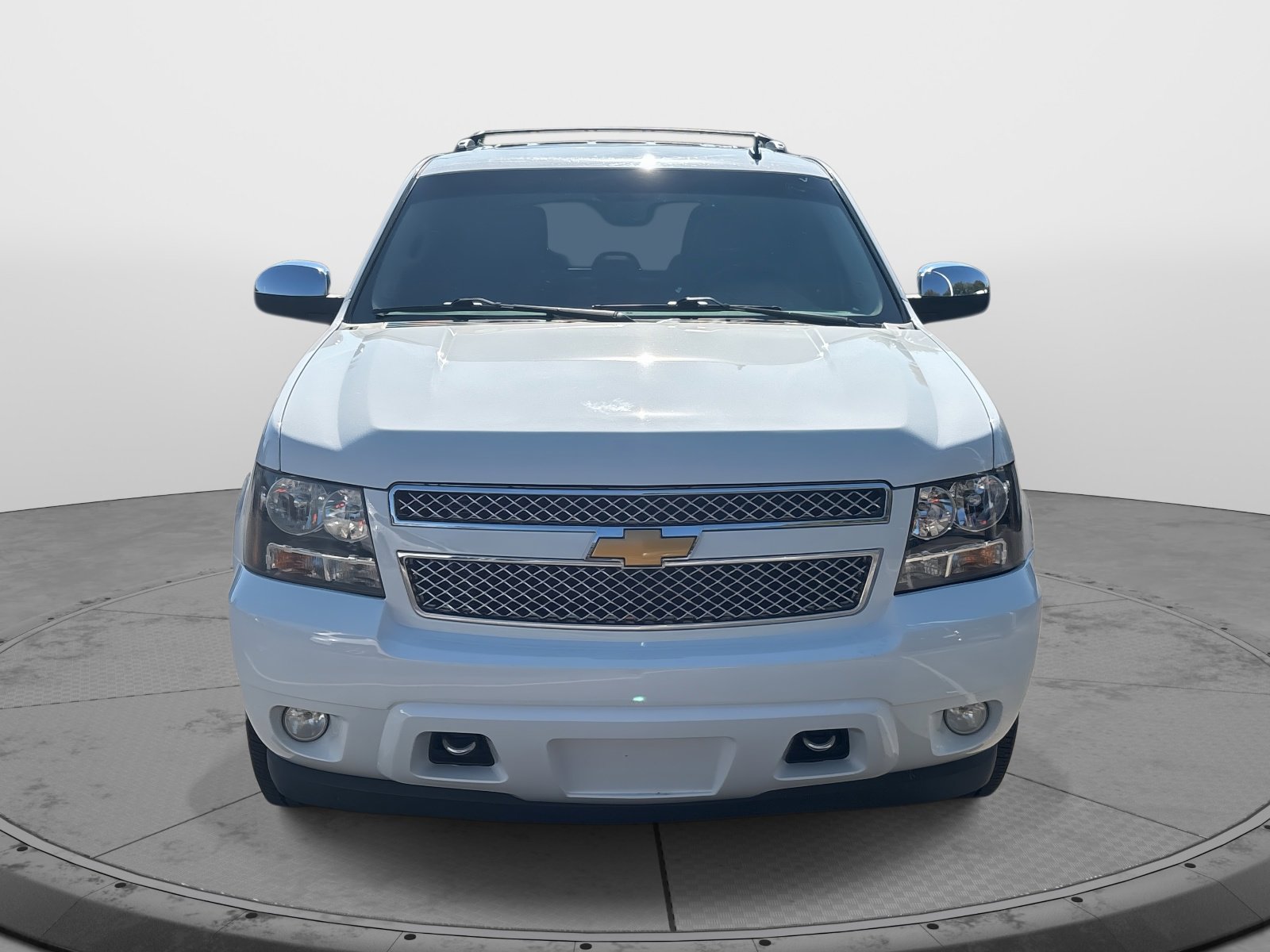 2012 Chevrolet Tahoe LTZ photo 2