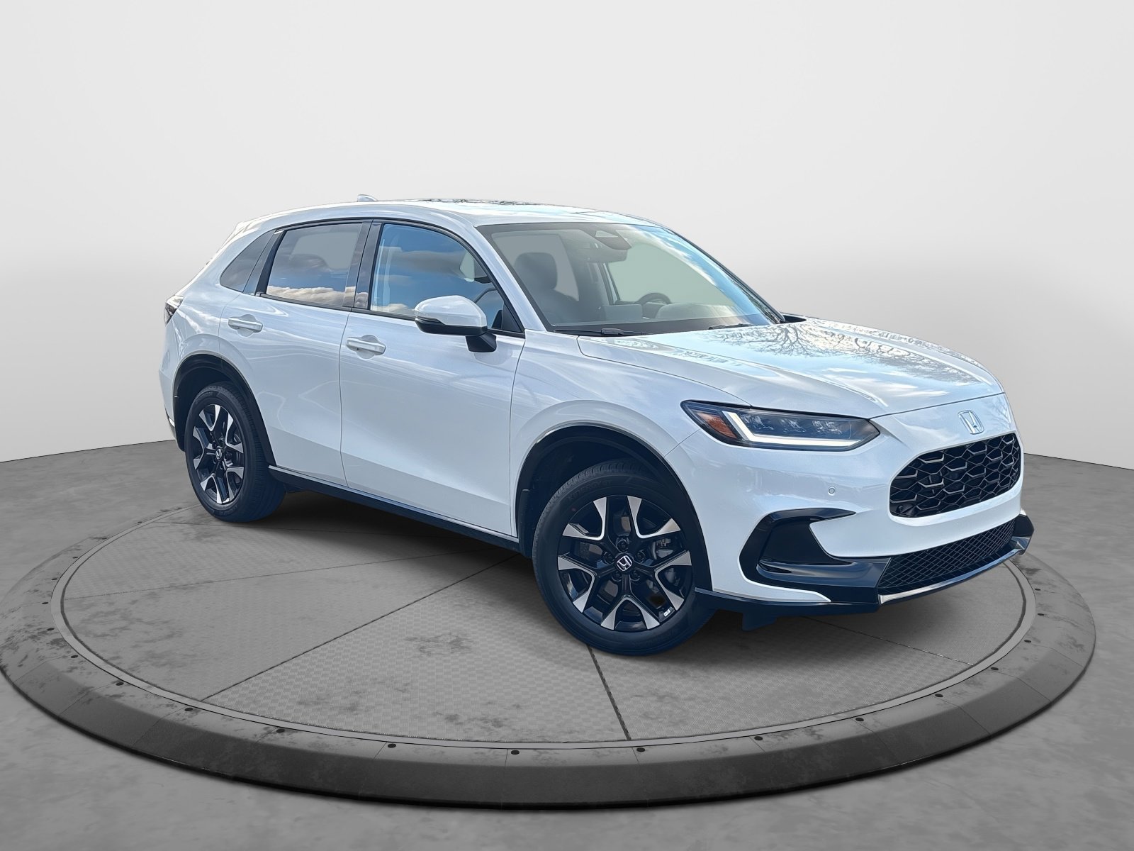 2026 Honda HR-V EX-L photo 2