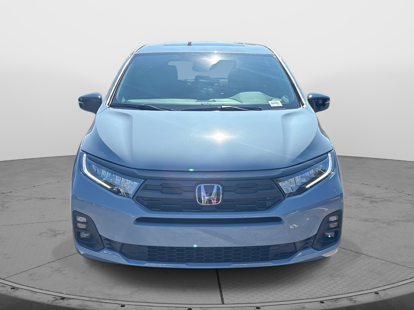 2026 Honda Odyssey photo 3