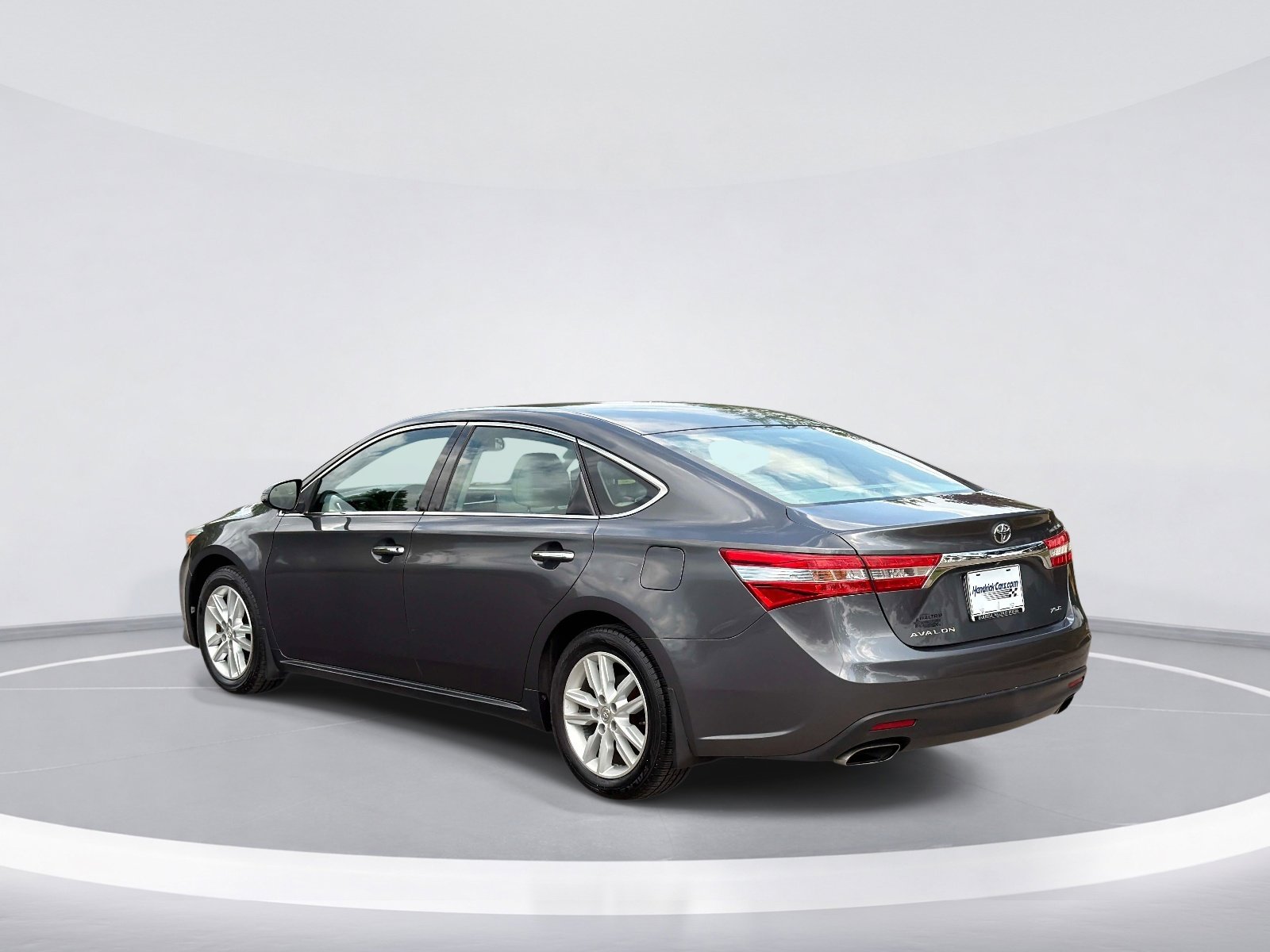 2013 Toyota Avalon XLE Premium photo 6