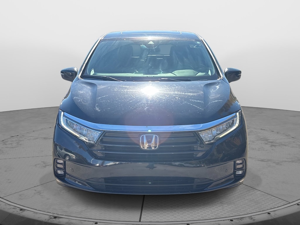 Used 2021 Honda Odyssey Touring Minivan