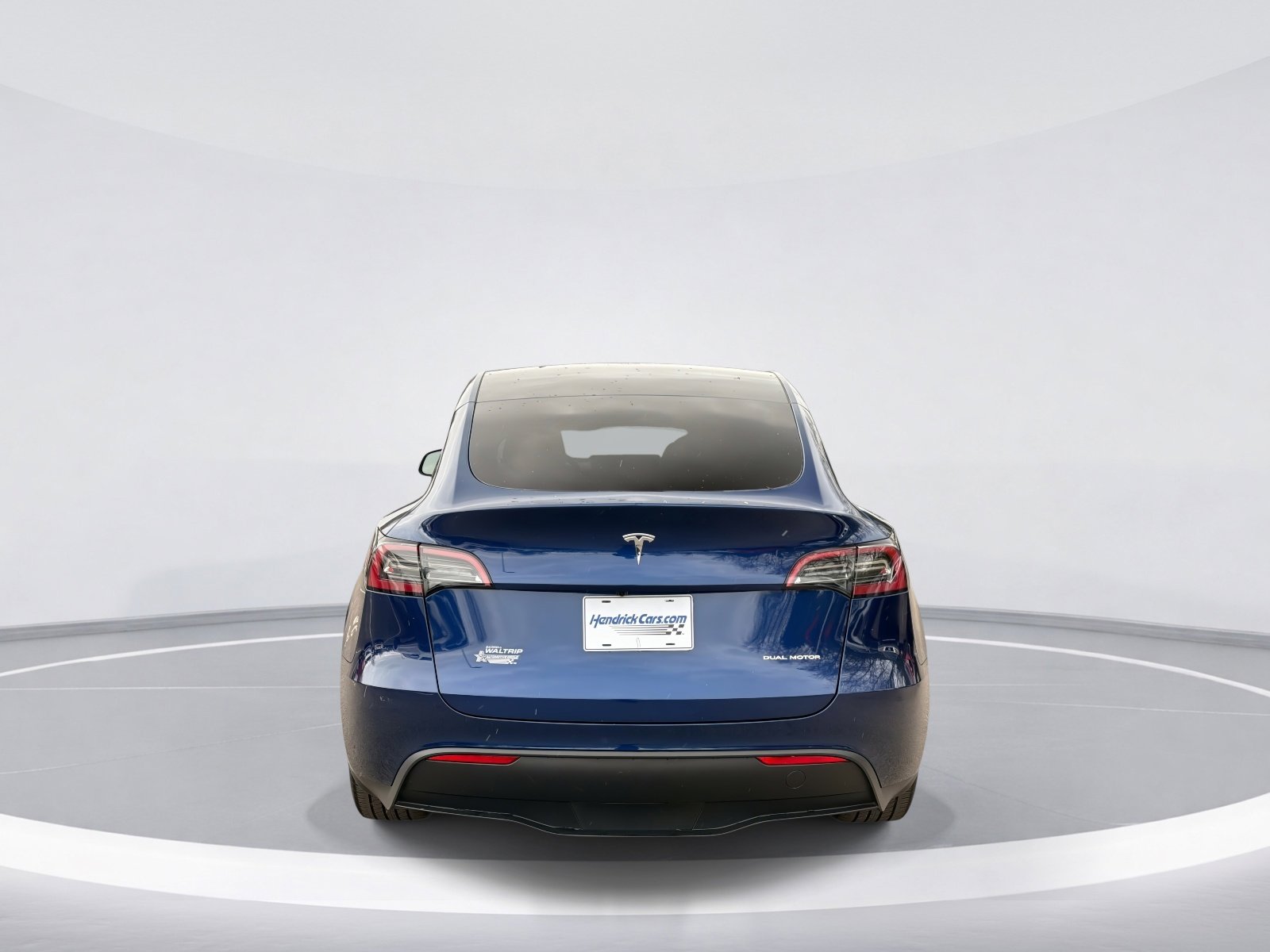 2024 Tesla Model Y Long Range photo 3