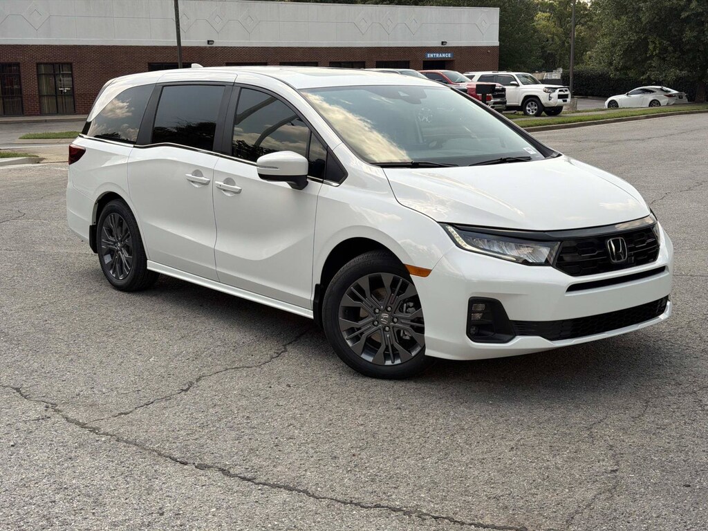 New 2026 Honda Odyssey Touring Minivan
