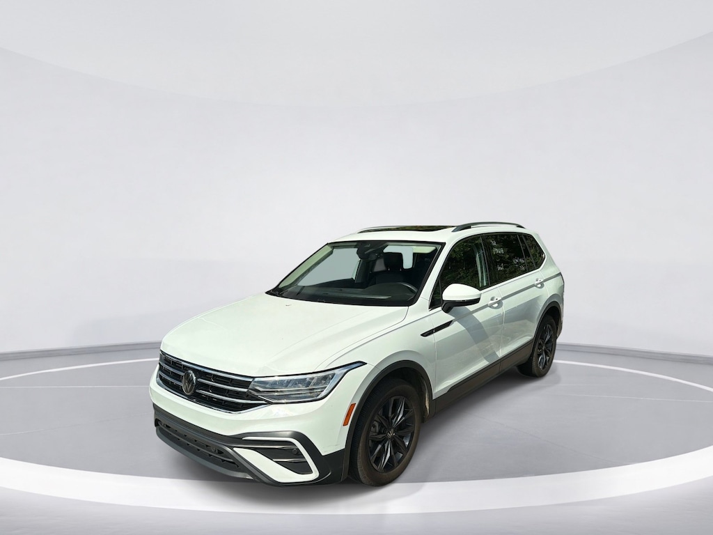 Used 2022 Volkswagen Tiguan SE SUV