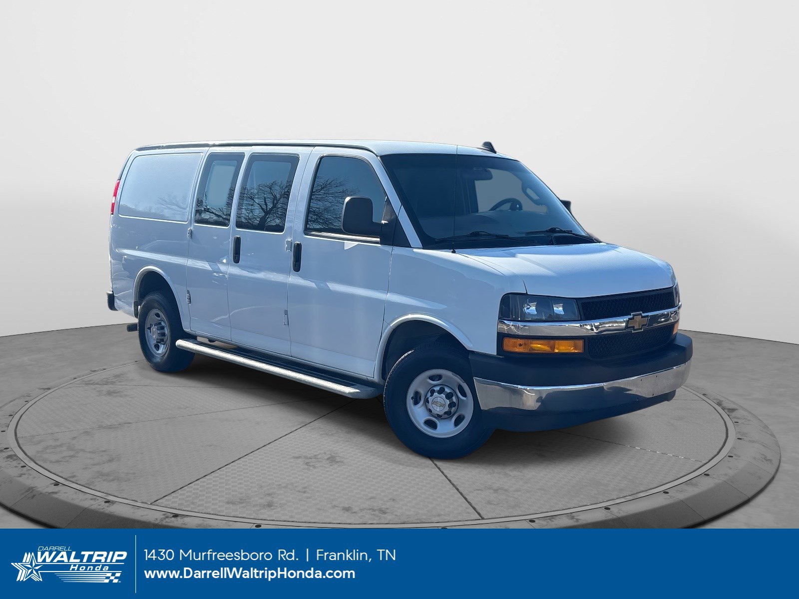 2024 Chevrolet Express Cargo Work Van's photo