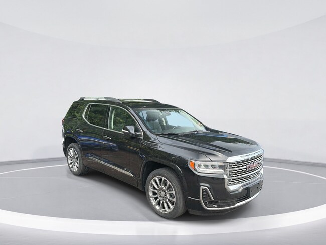 2023 GMC Acadia Denali SUV