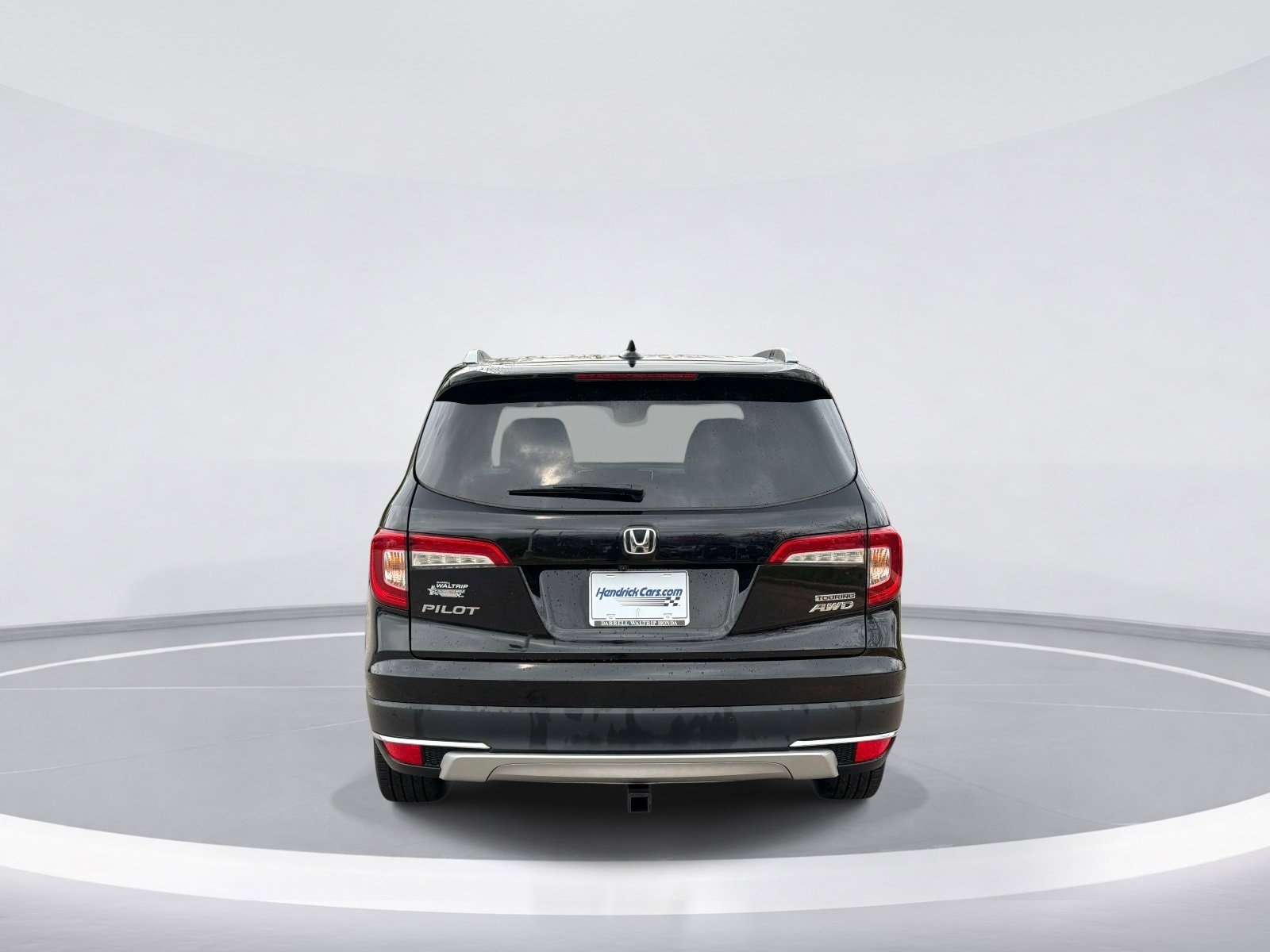 2019 Honda Pilot Touring 7-Passenger photo 3