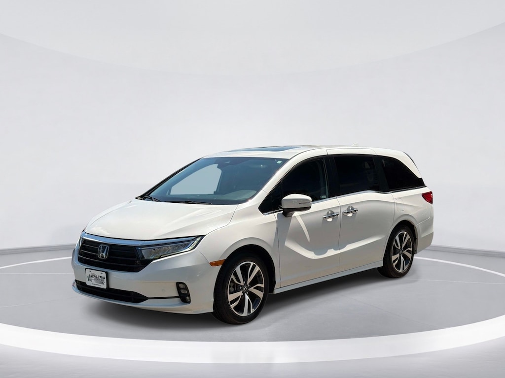 Certified 2024 Honda Odyssey Touring Minivan