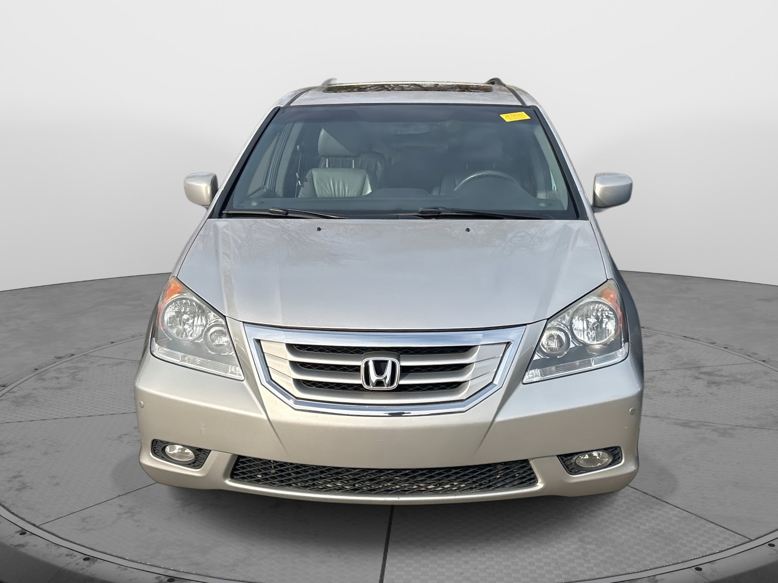 2008 Honda Odyssey Touring photo 2