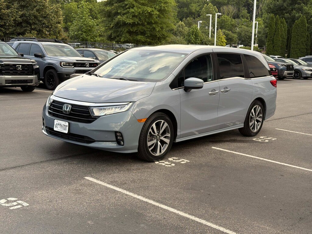 Certified 2023 Honda Odyssey Touring Minivan