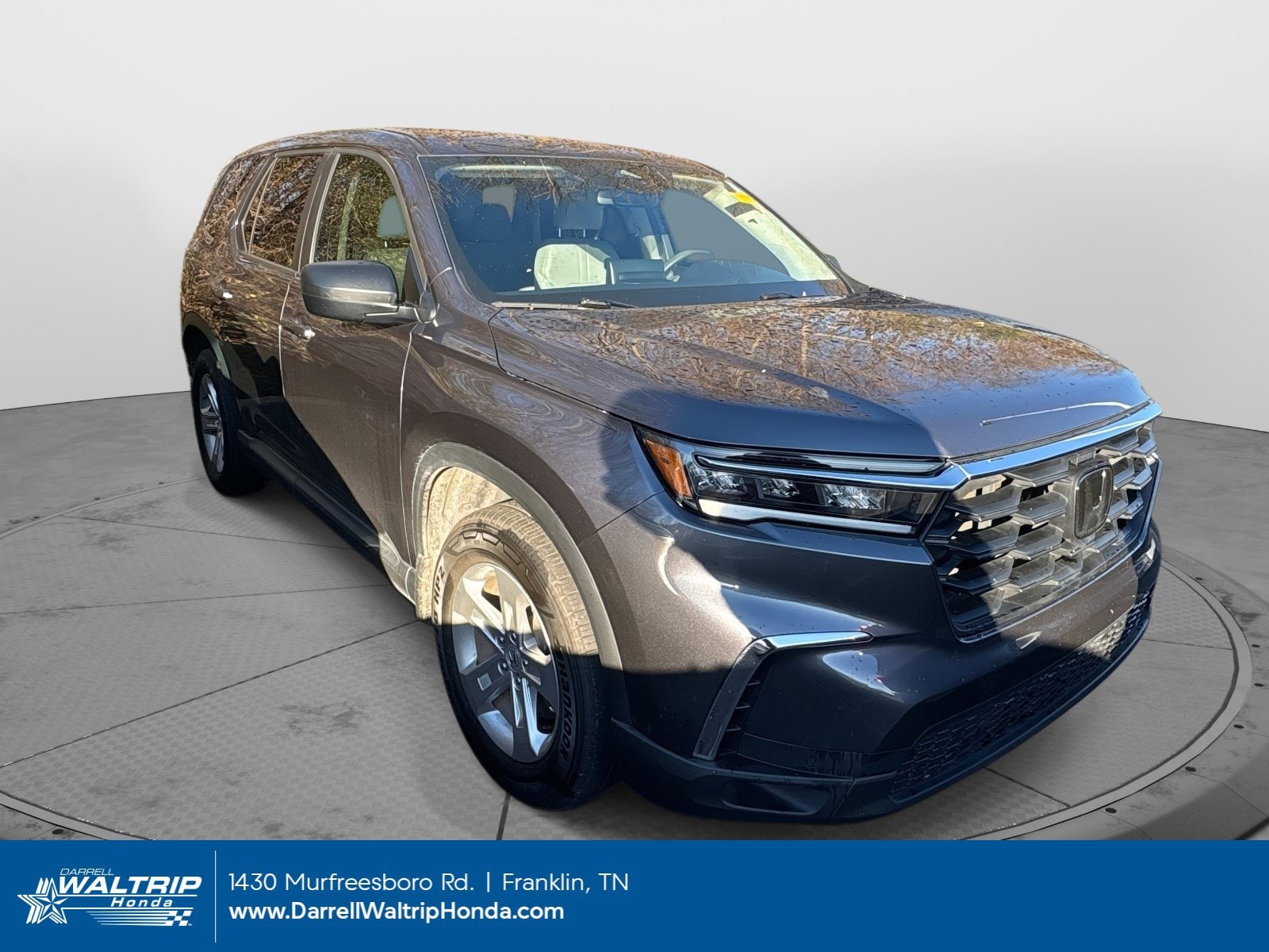 2023 Honda Pilot LX's photo