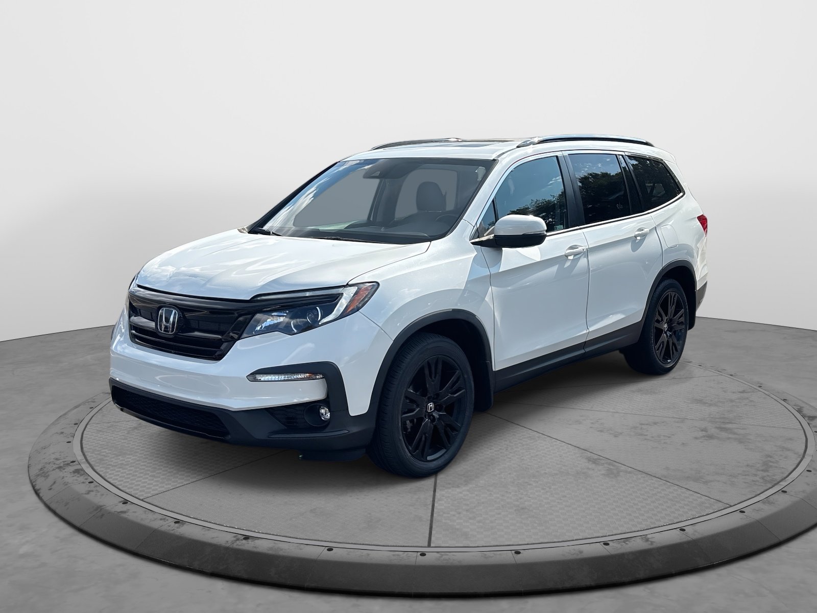 2022 Honda Pilot Special Edition photo 2