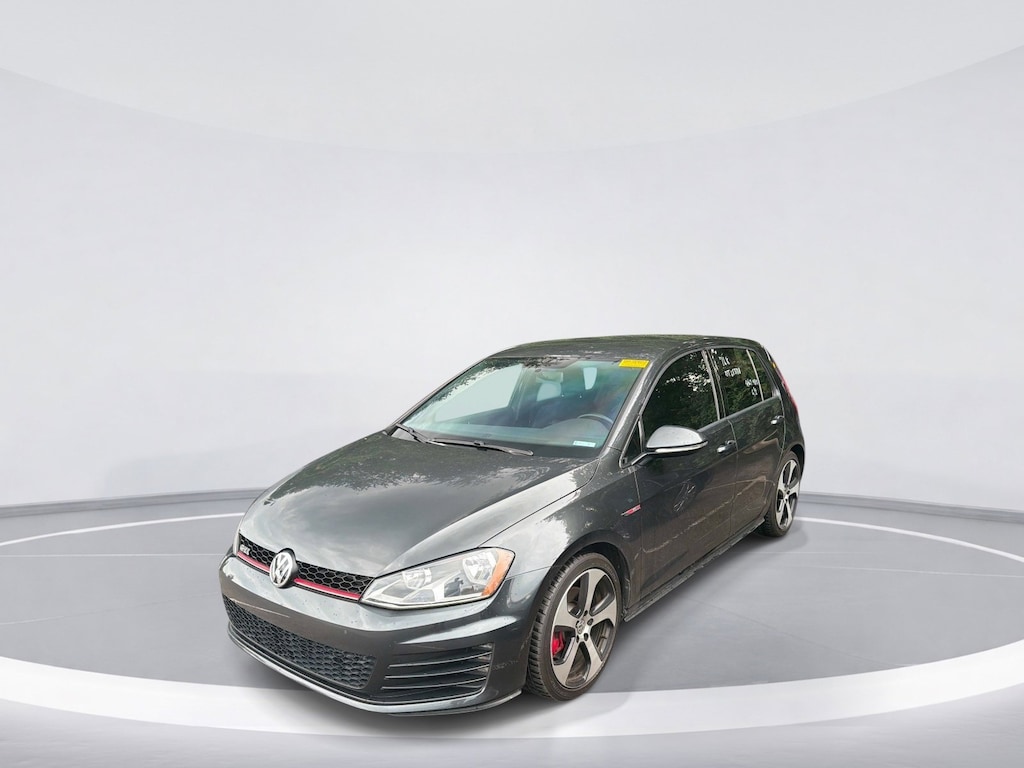 Used 2017 Volkswagen Golf GTI SE Hatchback