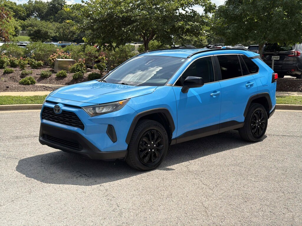 Used 2020 Toyota RAV4 LE SUV