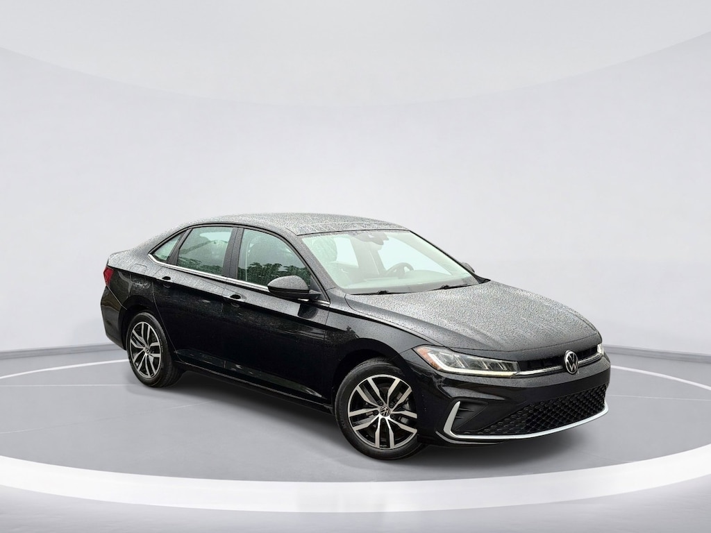 Used 2025 Volkswagen Jetta SE Sedan
