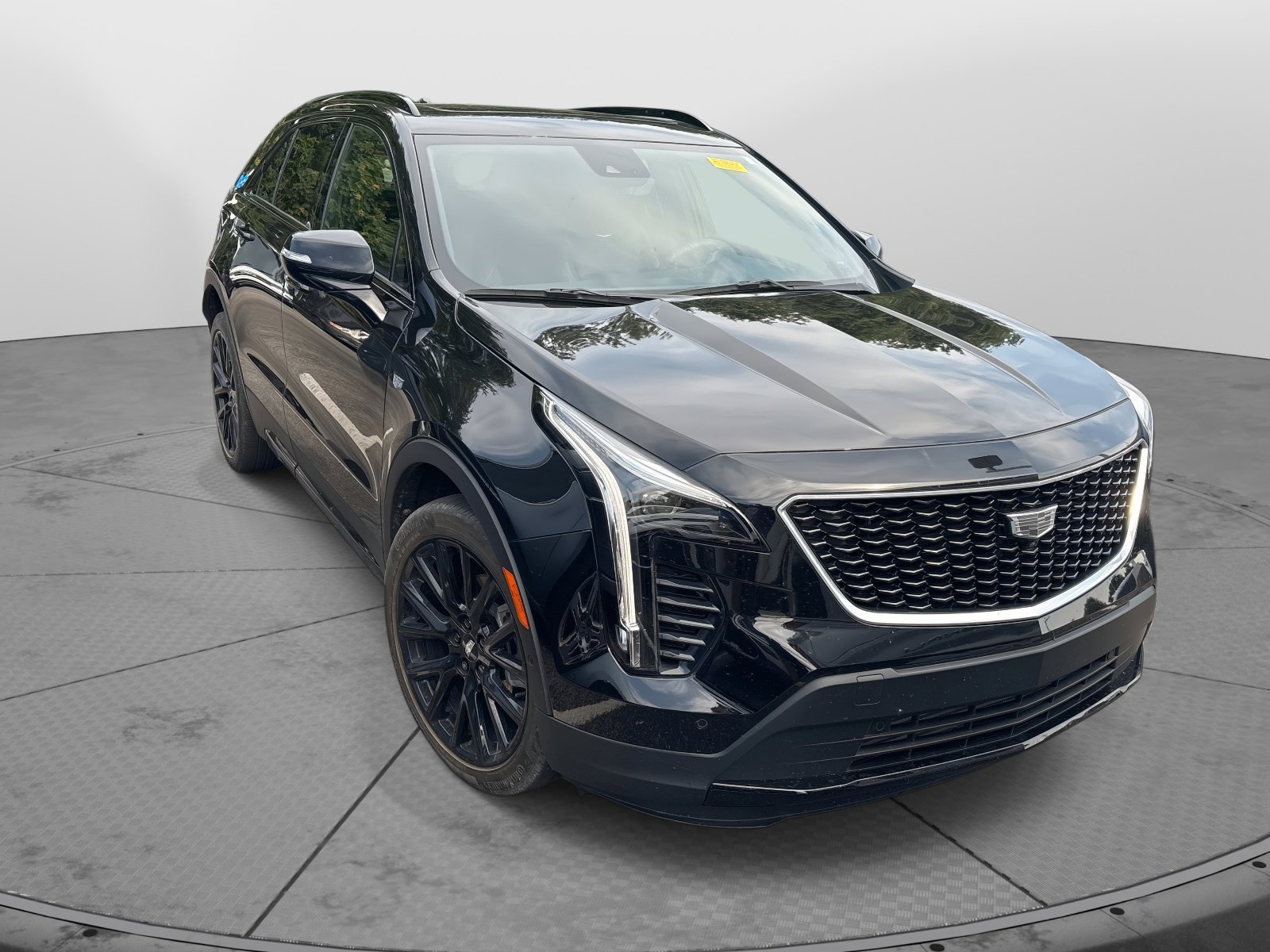 Used 2022 Cadillac XT4 Sport with VIN 1GYFZER4XNF157049 for sale in Franklin, TN