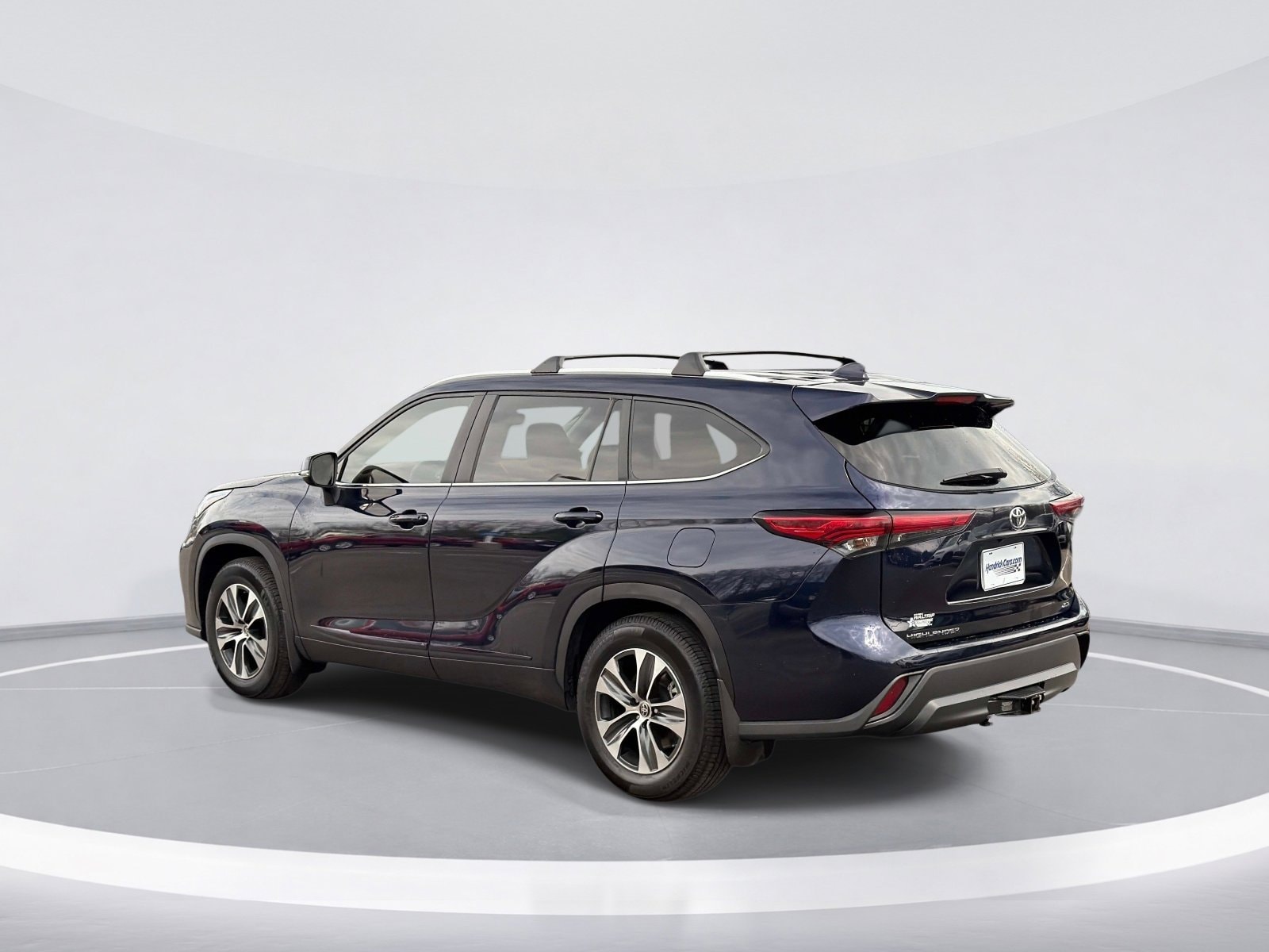2023 Toyota Highlander XLE photo 6