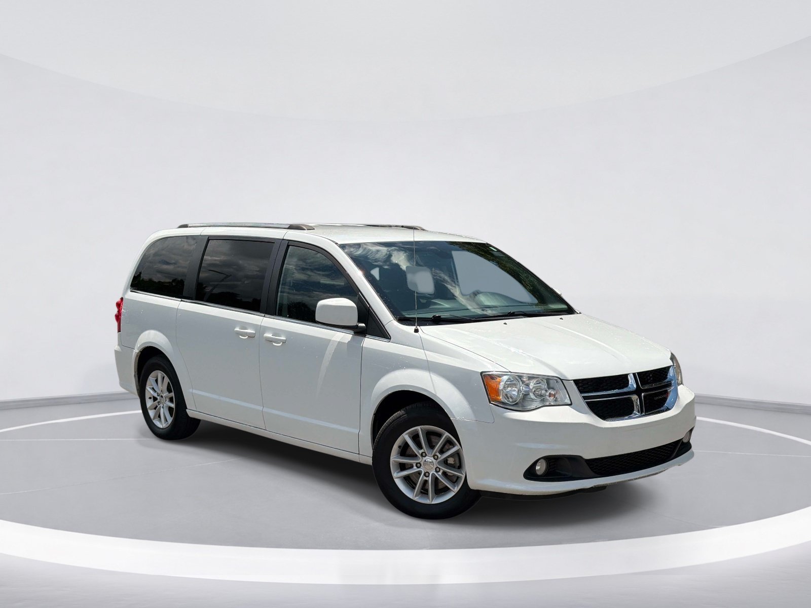 Used 2019 Dodge Grand Caravan SXT with VIN 2C4RDGCG4KR600431 for sale in Franklin, TN