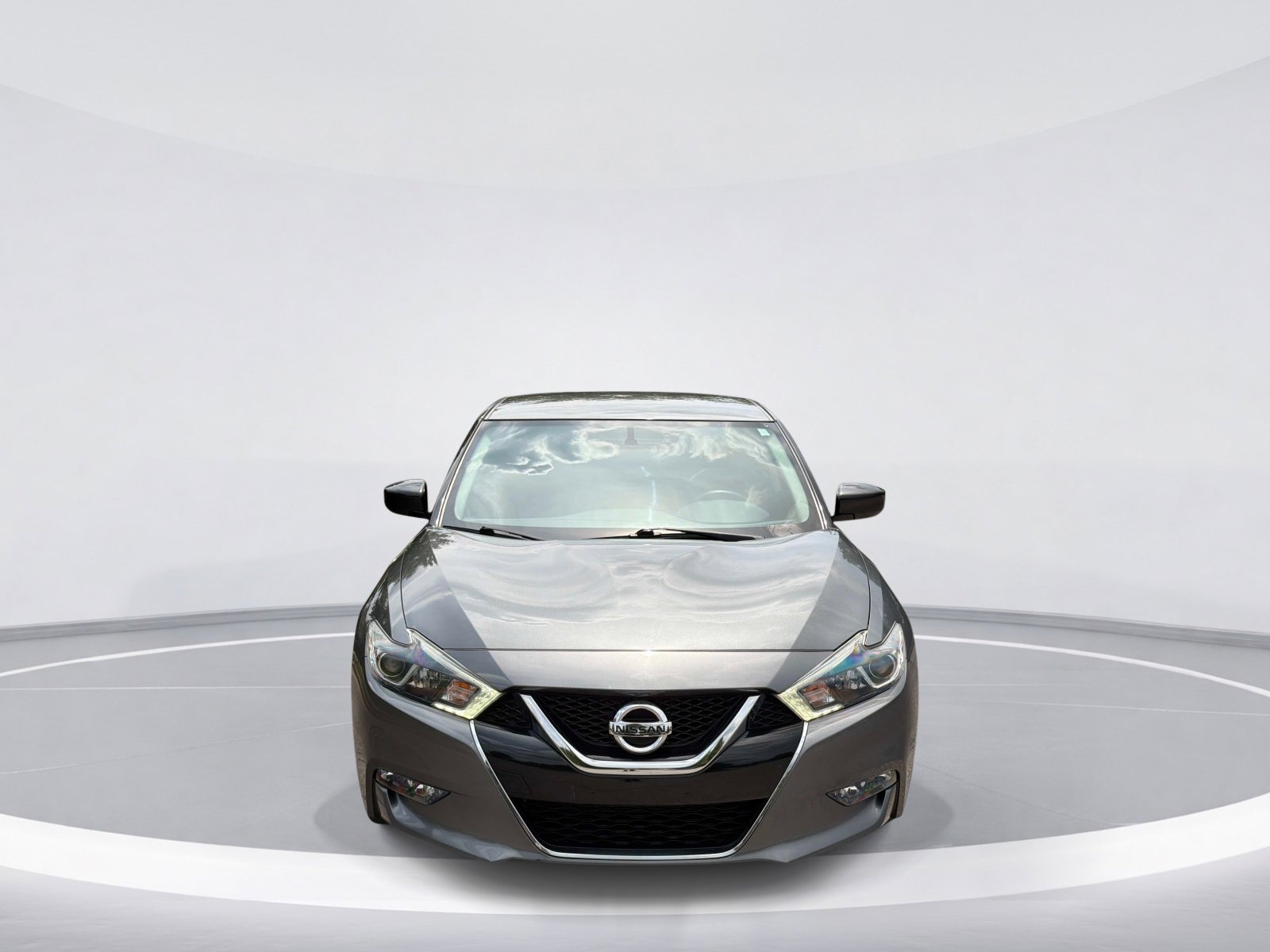Nissan Maxima S