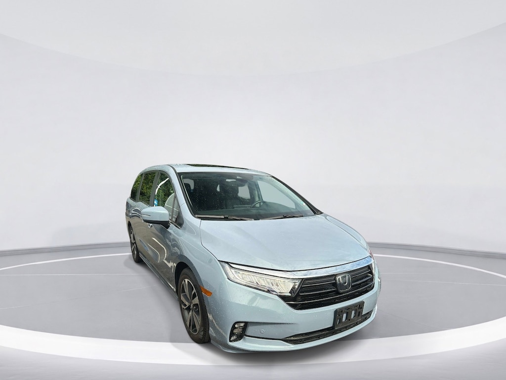 Certified 2023 Honda Odyssey Touring Minivan