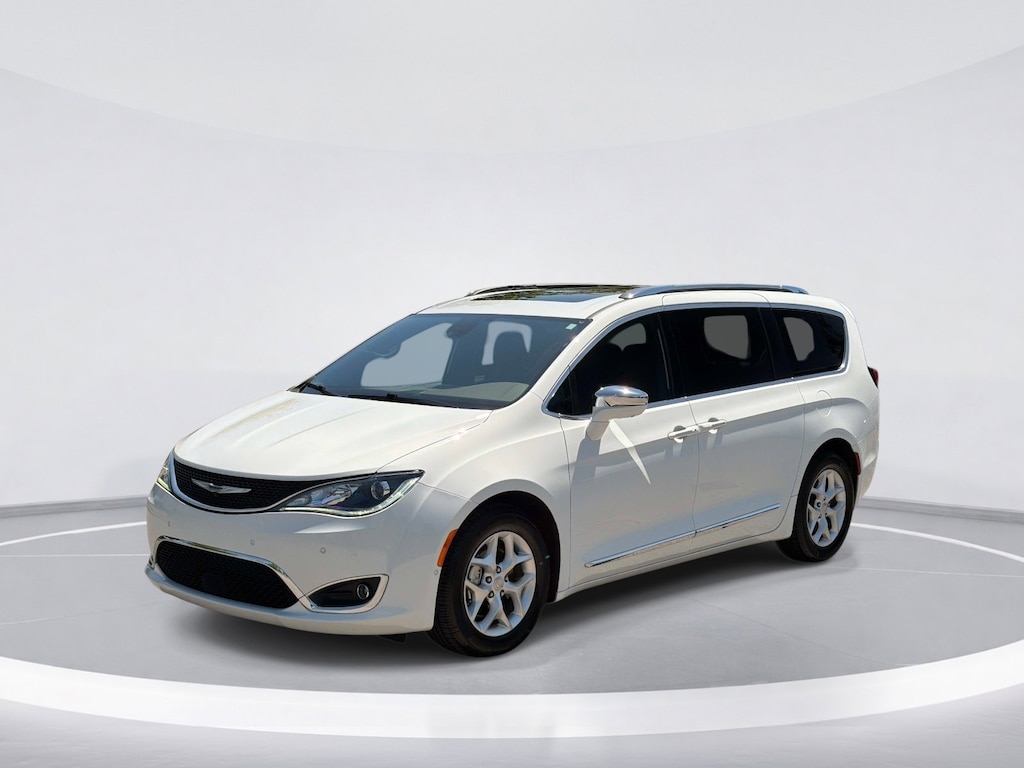 Used 2020 Chrysler Pacifica Limited Minivan