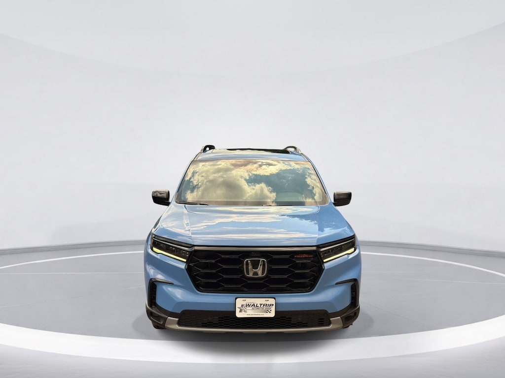 Certified 2025 Honda Pilot TrailSport SUV