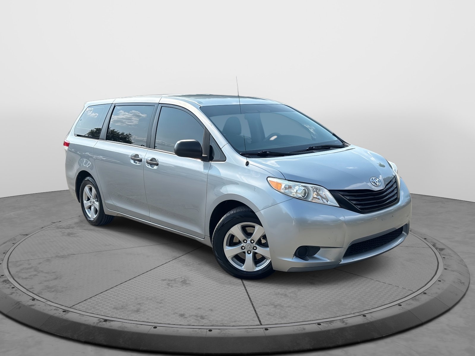 Used 2011 Toyota Sienna Base with VIN 5TDZK3DC4BS083519 for sale in Franklin, TN