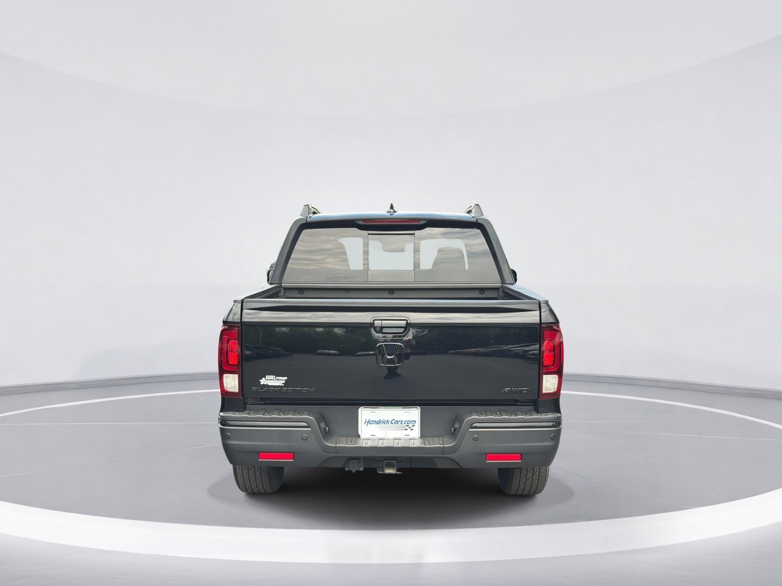 2019 Honda Ridgeline Black Edition photo 3