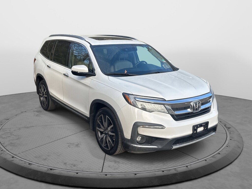 Certified 2022 Honda Pilot Touring 7-Passenger SUV