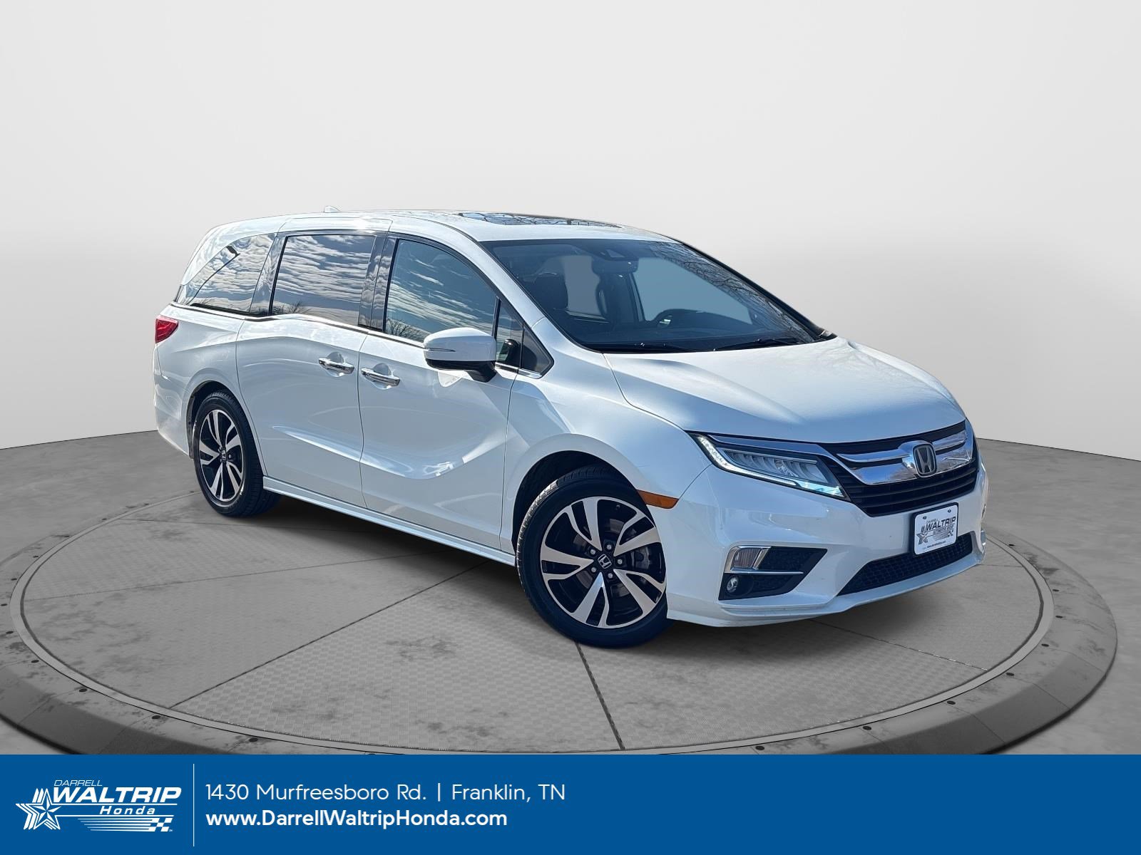2018 Honda Odyssey Elite's photo