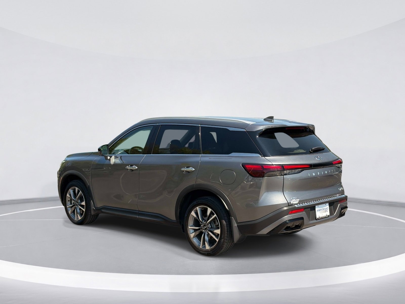 2023 INFINITI QX60 LUXE photo 6