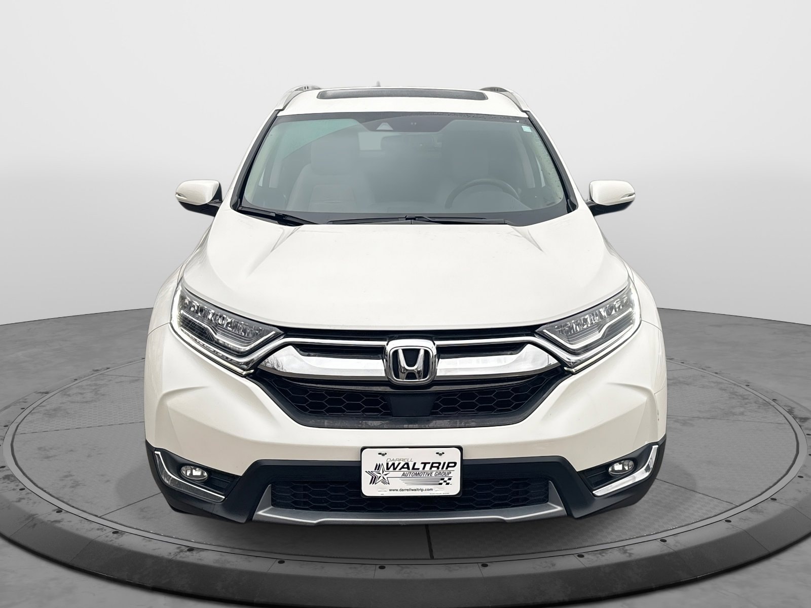 2018 Honda CR-V Touring photo 2