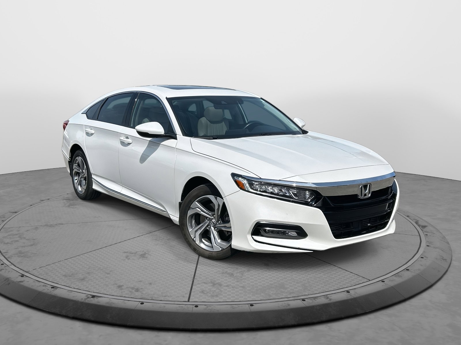 2020 Honda Accord EX-L 2.0T photo 2