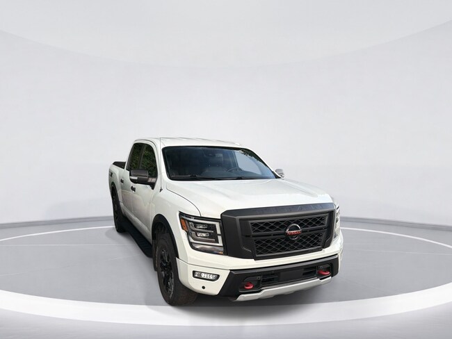2021 Nissan Titan PRO-4X Pickup