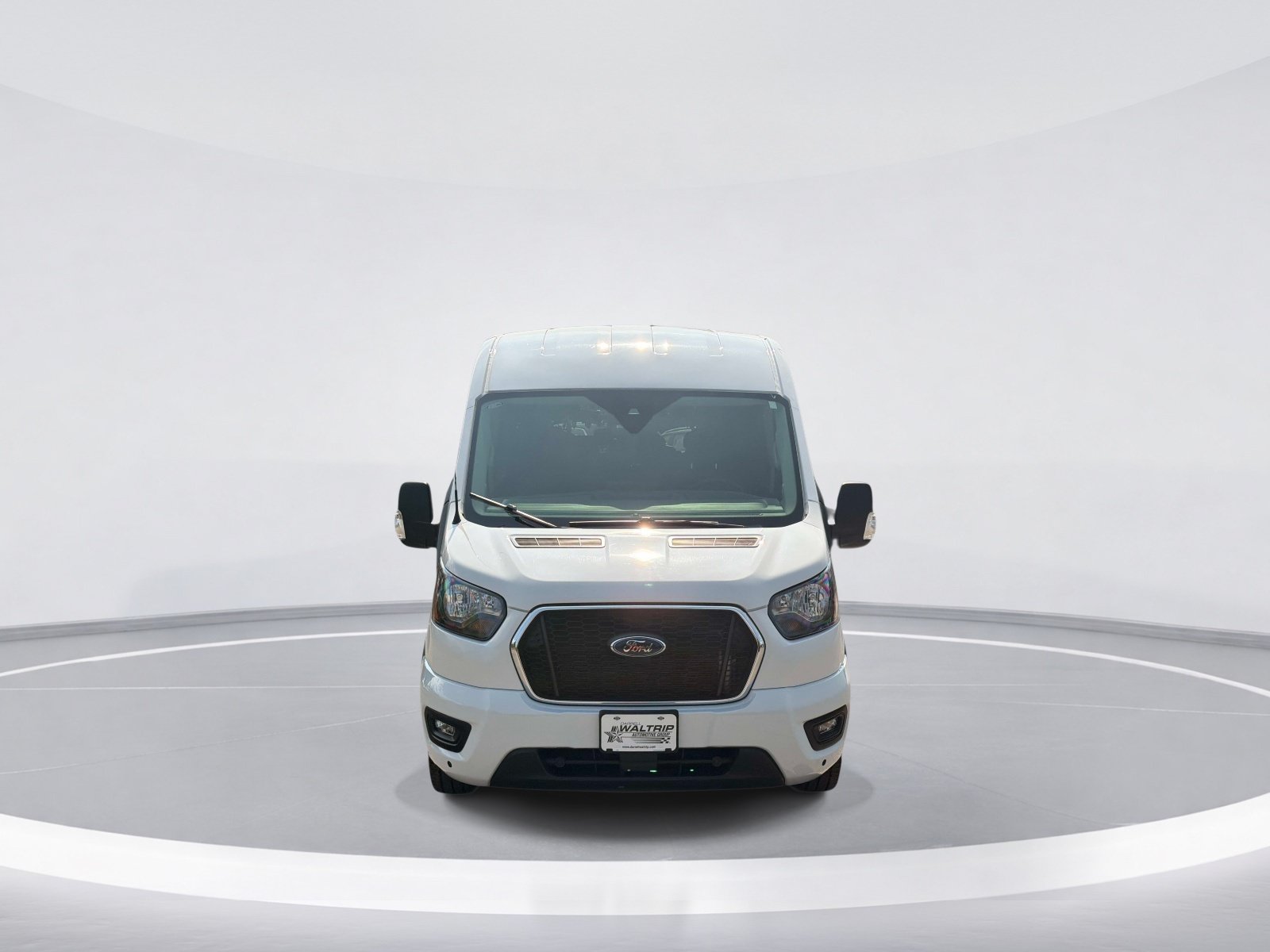 2025 Ford Transit Passenger Wagon XLT