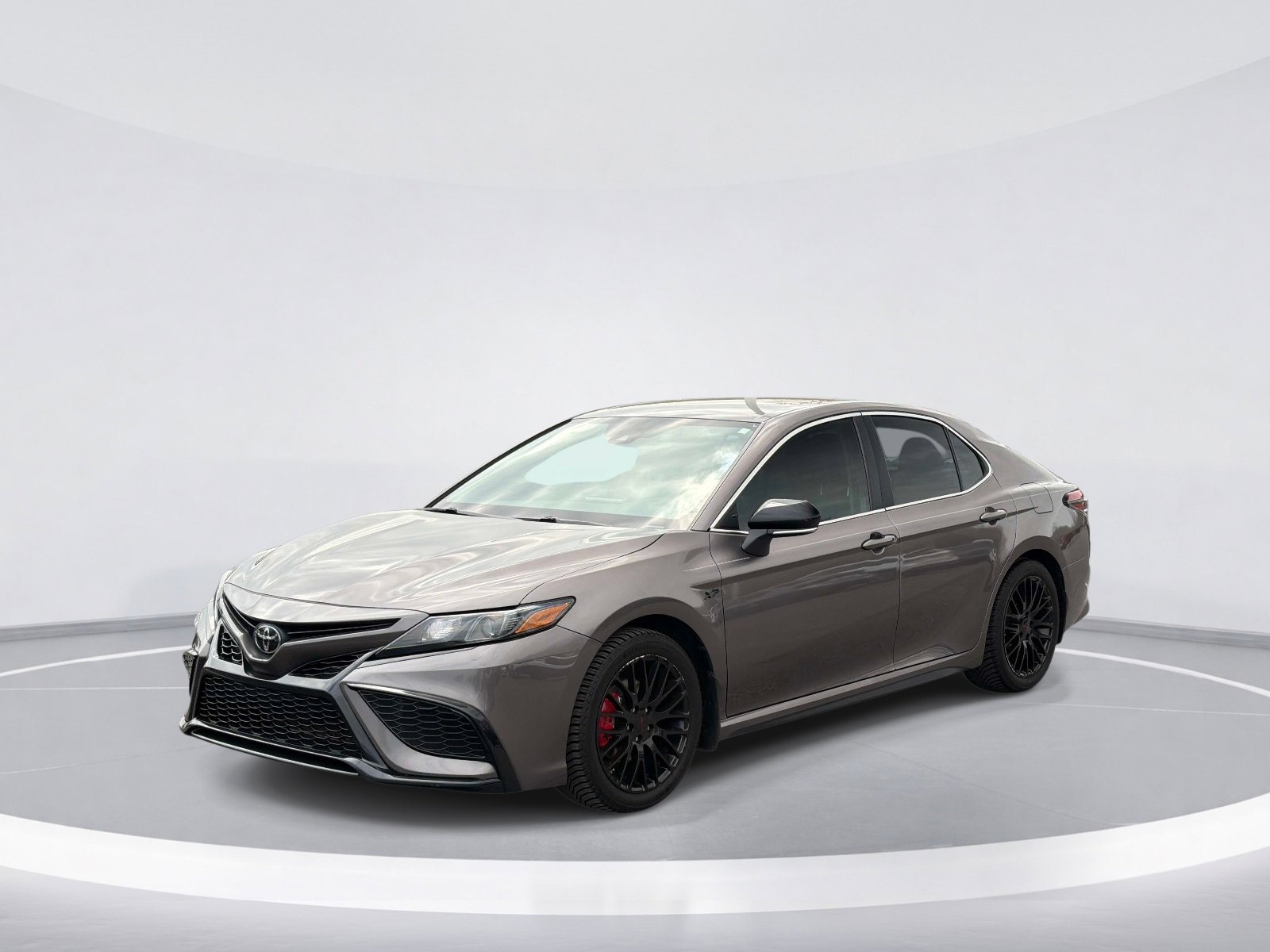 2023 Toyota Camry SE photo 4