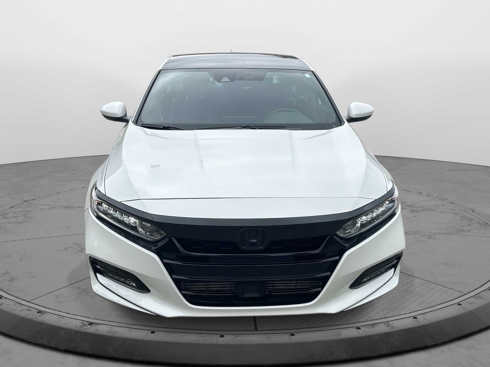 2018 Honda Accord Sport 1.5T photo 2