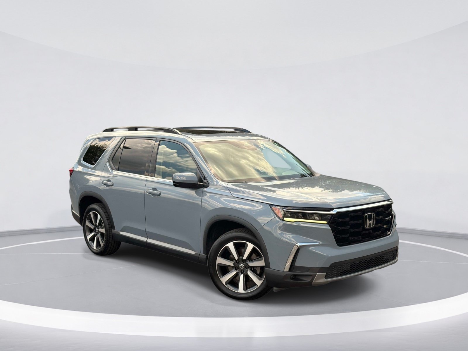 2024 Honda Pilot Touring SUV