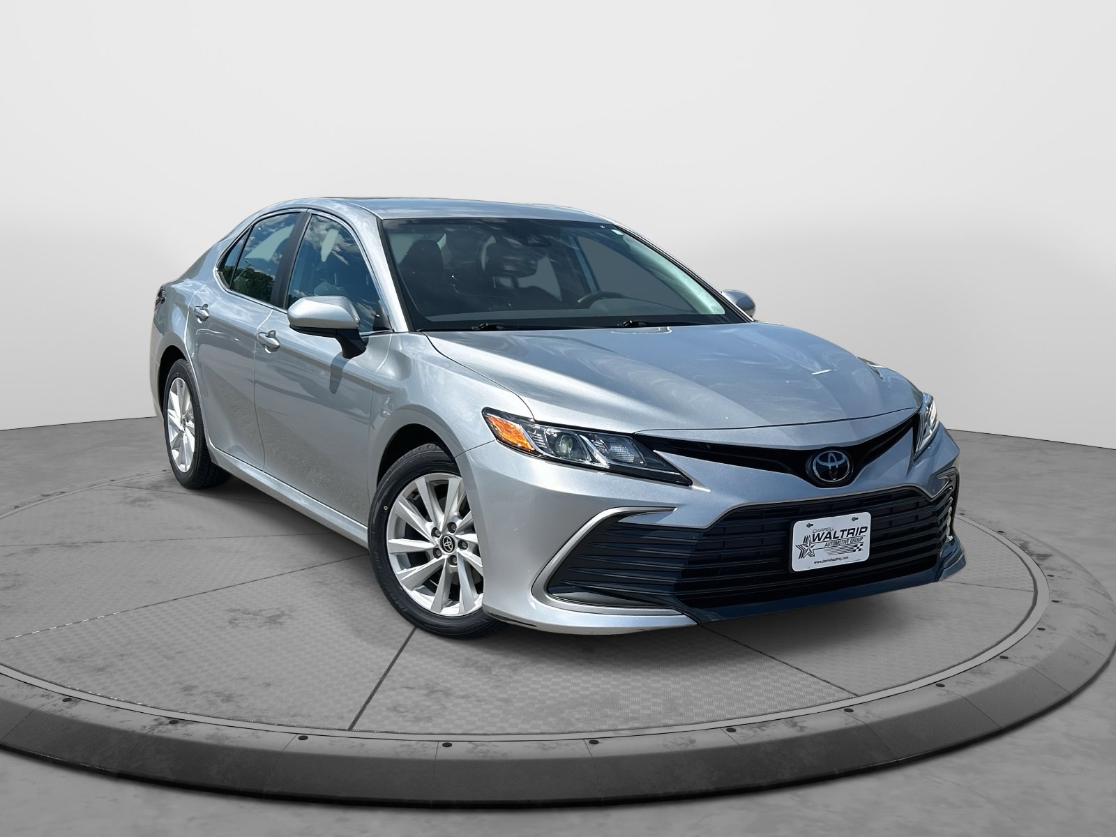 Used 2022 Toyota Camry LE with VIN 4T1C11AK7NU060143 for sale in Franklin, TN