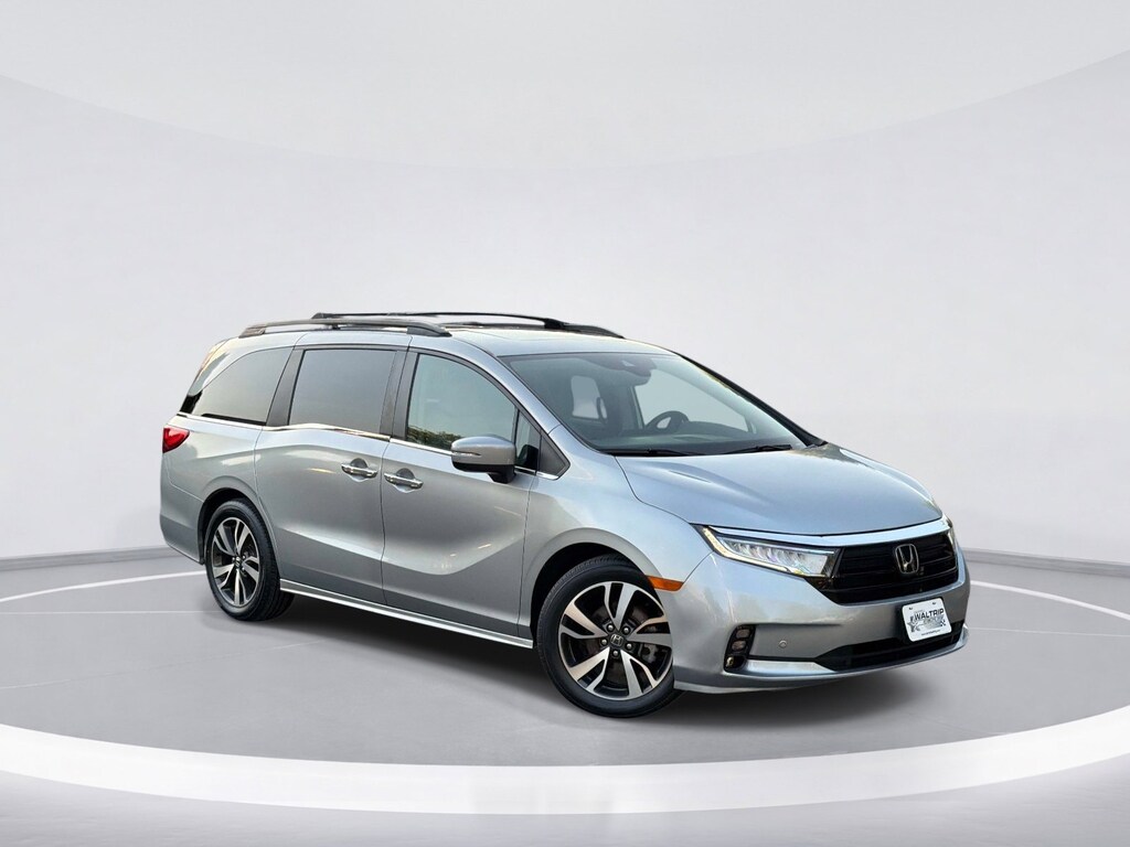 Certified 2023 Honda Odyssey Touring Minivan