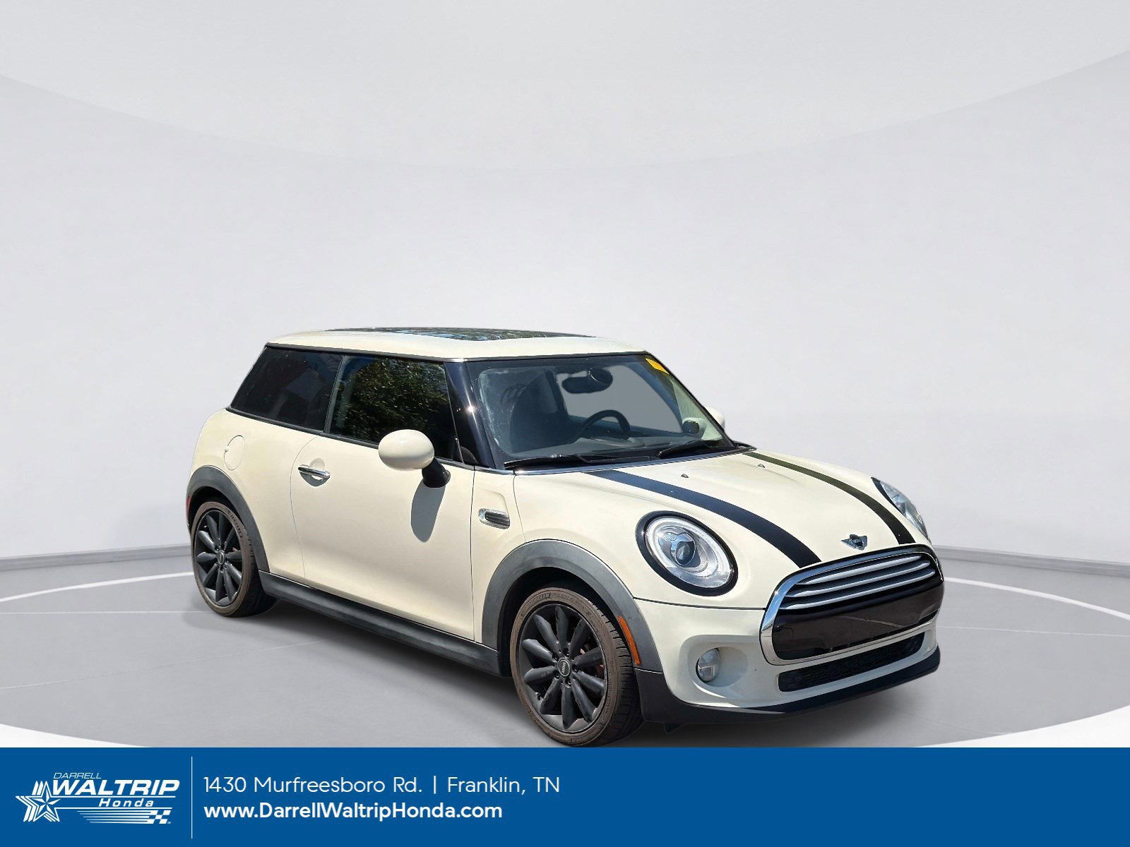 2014 MINI Cooper -'s photo