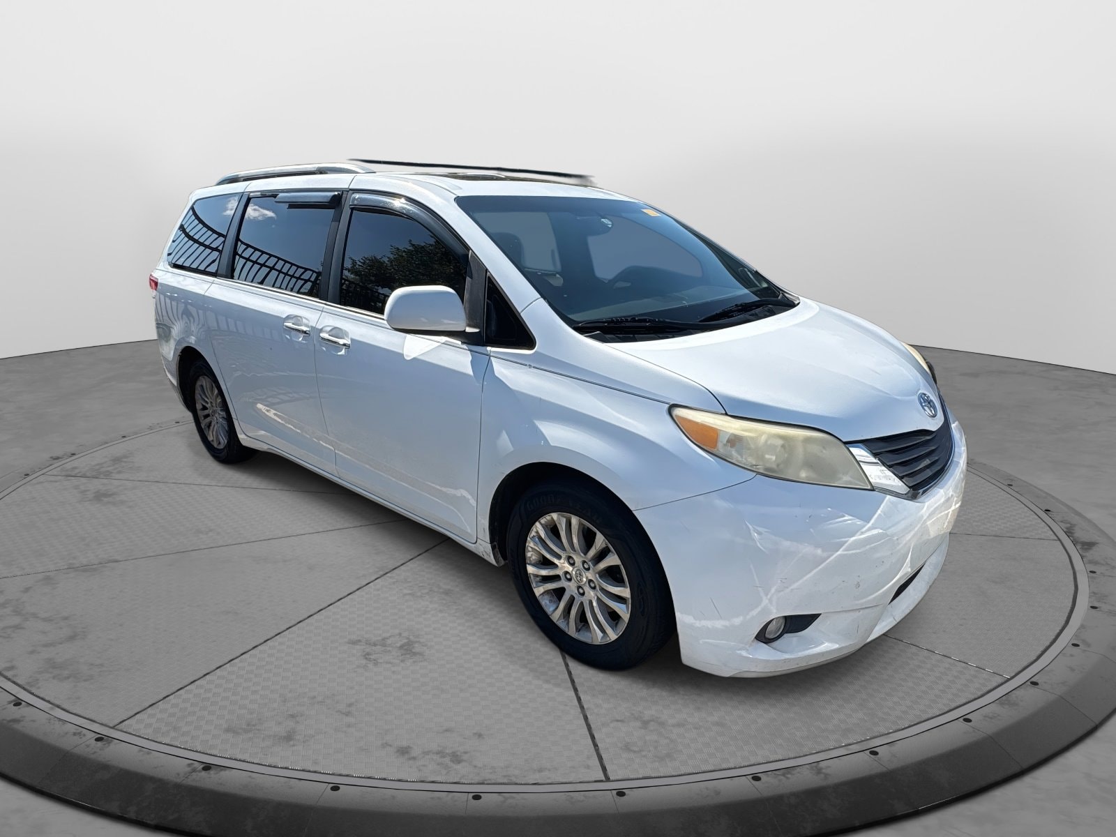 2011 Toyota Sienna XLE