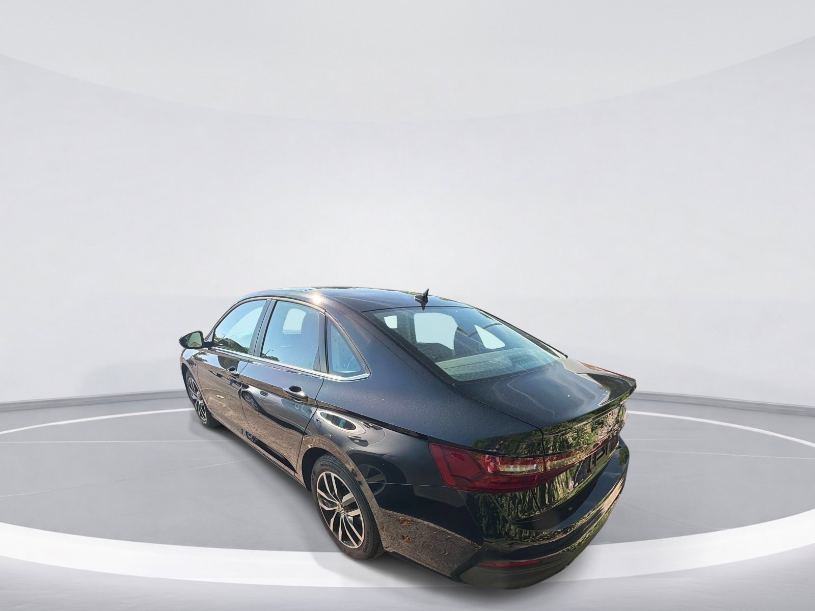 2025 Volkswagen Jetta SE photo 6
